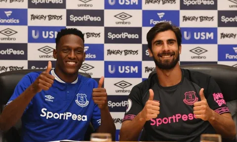 CHÍNH THỨC: Mục tiêu Man Utd theo chân đồng đội cập bến Everton
