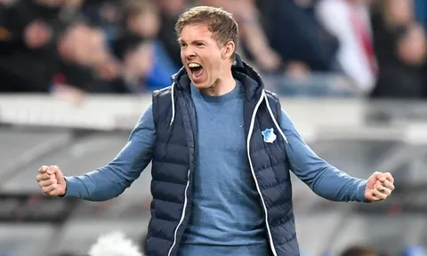 CHÍNH THỨC: Ngựa ô Bundesliga trói chân "tiểu Mourinho"
