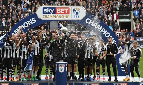 Chùm ảnh: Newcastle vô địch Championship trong 2 phút nghẹt thở