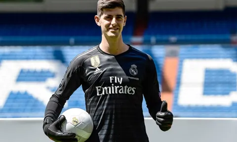 Chuyển đến Real, Courtois ngay lập tức "gây hấn" với Navas