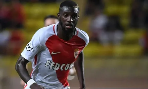 Chuyển nhượng Anh 10/07: M.U lại 'cướp' mục tiêu của Chelsea; Arsenal chốt giá Sanchez 80 triệu bảng