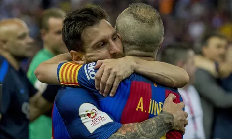 Chuyển nhượng Barca 05/07: Sau Messi, dấu hỏi được đặt vào Iniesta