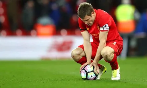 Chuyển nhượng Liverpool: Tử huyệt nơi cánh trái