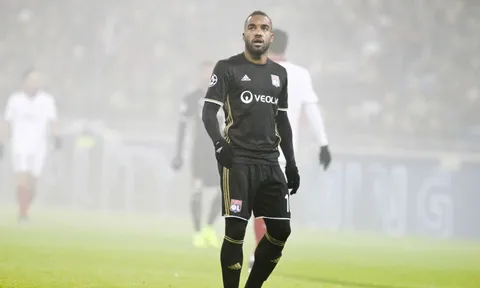 Chuyển nhượng Pháp 26/06: Real có "vật tế thần" vụ Mbappe; Lyon hét giá Lacazette
