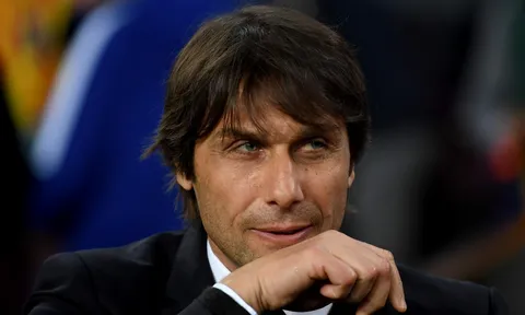 "Antonio Conte có thể ở lại Chelsea"