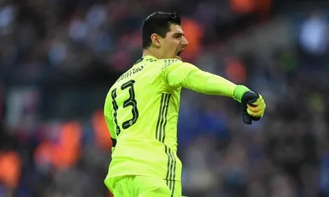 Courtois lên tiếng chốt tương lai