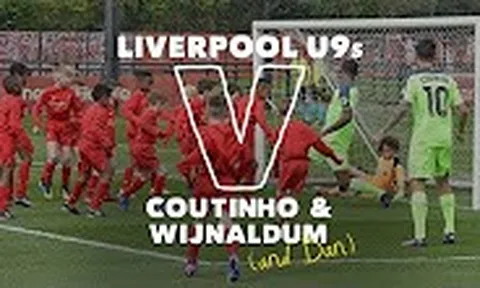 Coutinho & Wijnaldum mệt mỏi chiến đấu với 30 đấu thủ