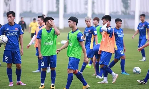Thầy Park thả thính, Công Phượng và Xuân Trường cực sung