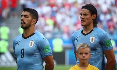 Ronaldo "chấp" song sát Cavani - Suarez