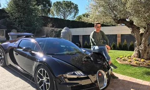 CR7 và 7 bức ảnh 'triệu like' trên Instagram