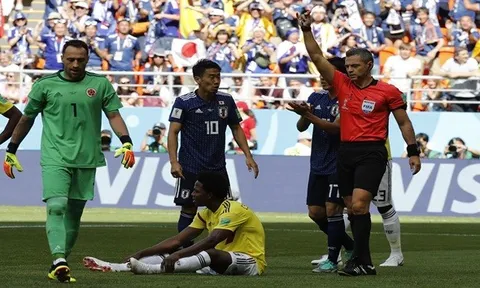 Đội tuyển Colombia: Ơn giời, Carlos Sanchez đã sống!