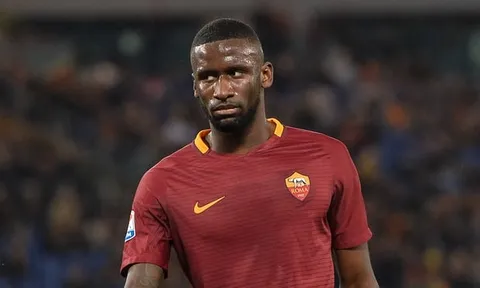 CỰC NÓNG: Vung tiền, Chelsea chốt nhanh trung vệ thép Serie A