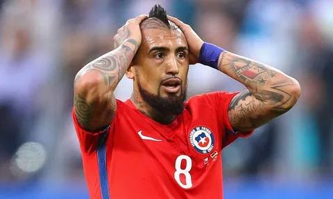 CỰC SỐC: Arturo Vidal tự liên hệ tới M.U nhưng bị khước từ
