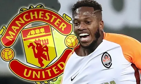 CỰC SỐC: Fred chưa phải là người của Man United!