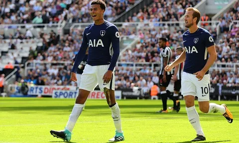 Cựu cầu thủ Liverpool hóa tội đồ, 'dâng' chiến thắng cho Tottenham