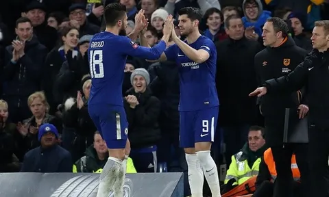 "Conte sẽ trừng phạt Morata"