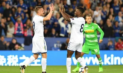 Monchengladbach 1-2 Leicester City: Ngược dòng kém vui vì Iheanacho
