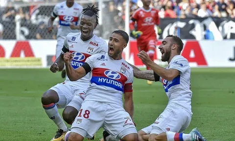 Lyon 3-3 Bordeaux: "Trái đắng" phút 90+1