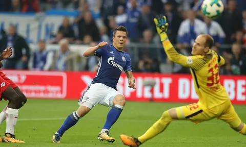 Schalke 2-0 RB Leipzig: Chủ nhà thị uy sức mạnh
