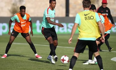 Chùm ảnh: Ronaldo và đồng đội tập cực sung trước thềm Confederations Cup
