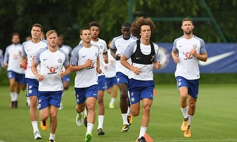 Dàn sao Chelsea tập luyện đủ kiểu chờ ngày đi du đấu