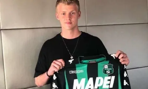 CHÍNH THỨC: Sassuolo kí hợp đồng với Odgaard