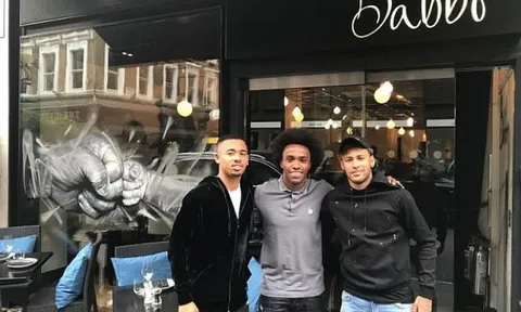 Neymar tranh thủ ngày 'xả trại' thăm quán ăn của Willian