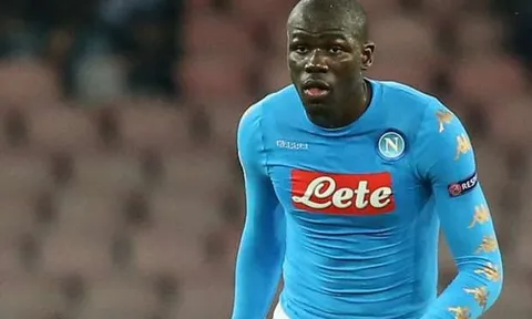 Đại diện của sao Napoli tích cực "thả thính" Chelsea