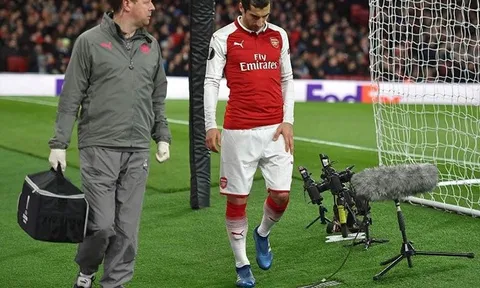 Đại thắng CSKA Moscow, Arsenal phải trả giá đắt