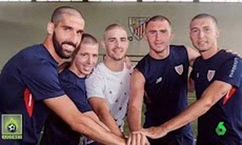 Dàn sao Athletic Bilbao đồng loạt xuống tóc vì đồng đội