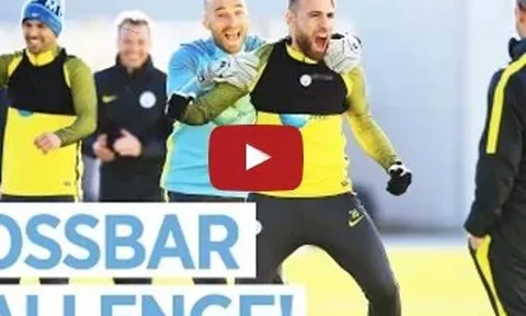 Dàn sao Man City trổ tài đá xà ngang cực đỉnh
