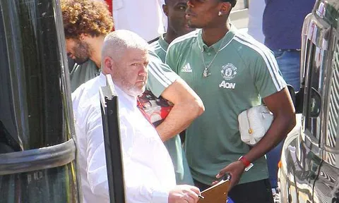 Dàn sao Man Utd đến khách sạn siêu sang, sẵn sàng chiến Tottenham
