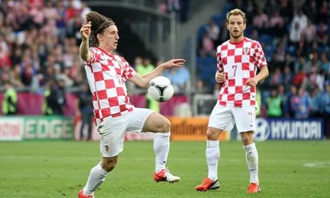 Croatia: Luka Modric và điểm yếu chết người