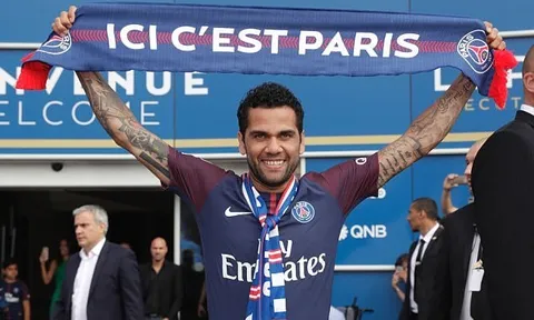 Dani Alves: 'Xin lỗi nhé Pep Guardiola, tôi đến PSG để trở thành nhà vô địch'