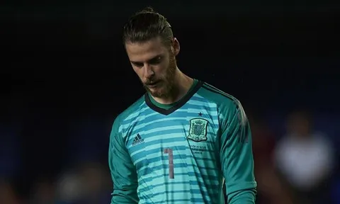 Mắc sai lầm, De Gea vẫn được HLV tuyển Tây Ban Nha 'bảo kê'