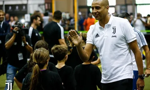 Davids, Trezeguet cùng Juventus ra mắt học viện bóng đá thứ 3 tại Mỹ