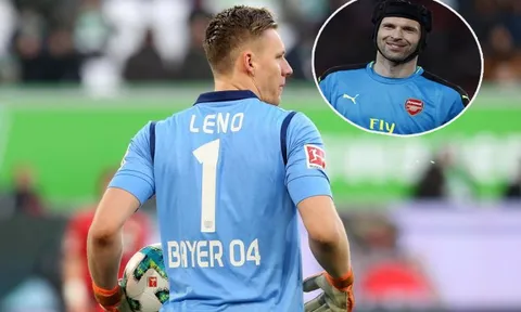 Đây, lý do Arsenal nên chiêu mộ người nhện Bundesliga thay Petr Cech