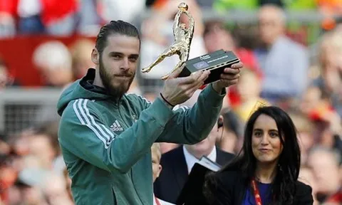 De Gea đoạt 'Găng tay vàng', M.U tri ân Carrick