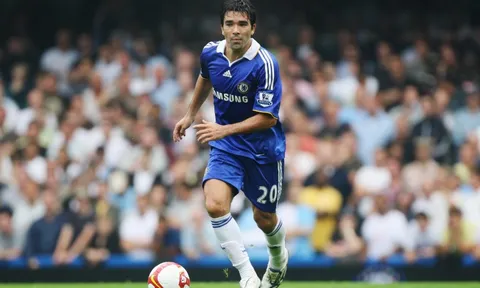Deco: Ảo thuật gia đại tài trong màu áo Chelsea