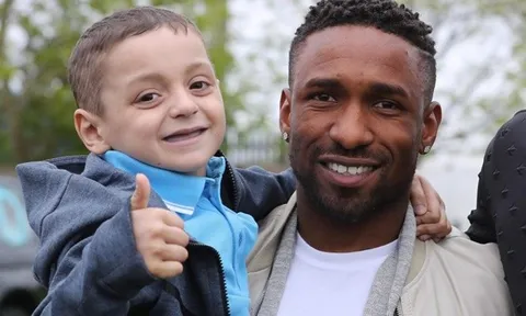 Defoe dự sinh nhật cậu bé ung thư Bradley Lowery