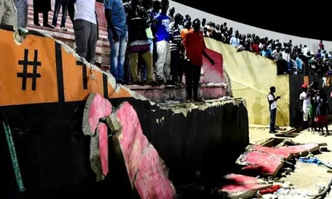 Senegal điều tra thảm kịch ở sân bóng khiến 68 người thương vong