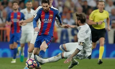 Đến đồng đội cũng kinh ngạc vì Messi