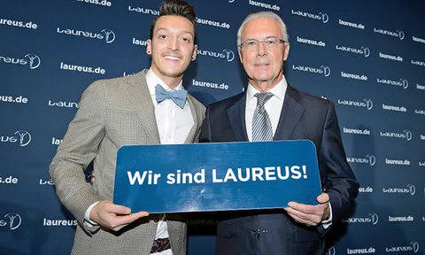 Đến lượt "Hoàng đế" Beckenbauer nói về quyết định của Ozil