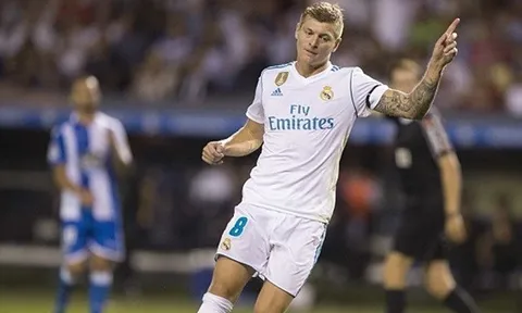 Deportivo 0-3 Real: Siêu phẩm từ Toni Kroos