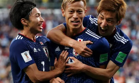 Nhật Bản vs Senegal: Hấp dẫn từ trên sân bóng đến khán đài