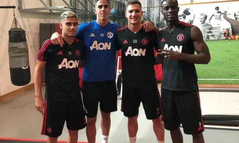 Diogo Dalot sẽ mặc áo số mấy ở Man Utd?