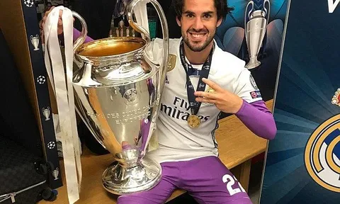 Đi vào lịch sử, Isco nguyện 'sống chết' vì Real