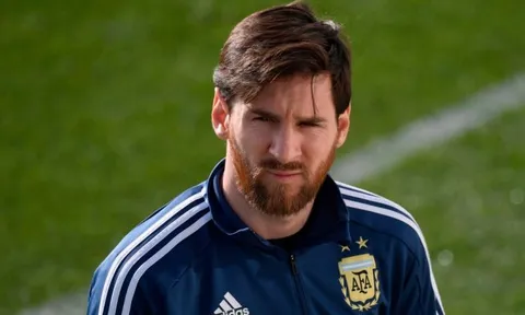 Diego Costa: 'Argentina nên cảm ơn vì Chúa tạo ra Messi'