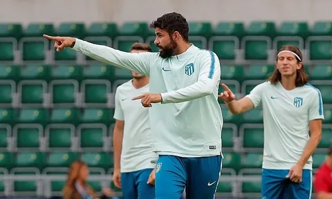 Diego Costa mách nước đồng đội cách sút tung lưới Real Madrid