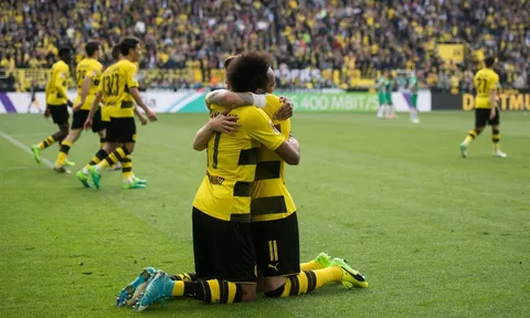 Điểm nóng Dortmund vs Frankfurt: Ai cản nổi song sát Auba-Reus?